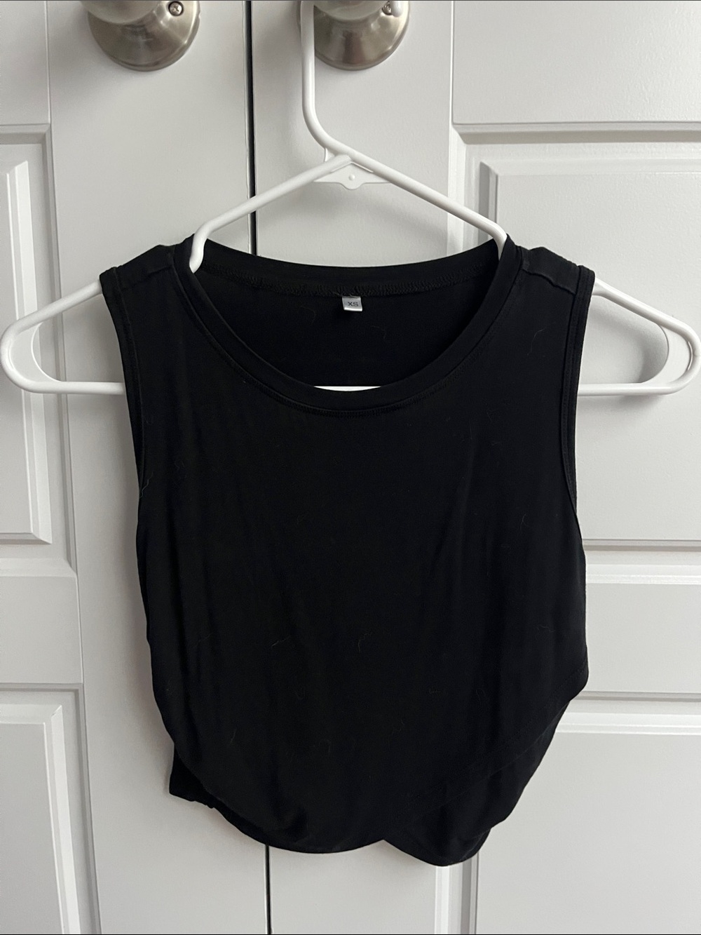 Black Sleeveless Crop Tank Top - Women